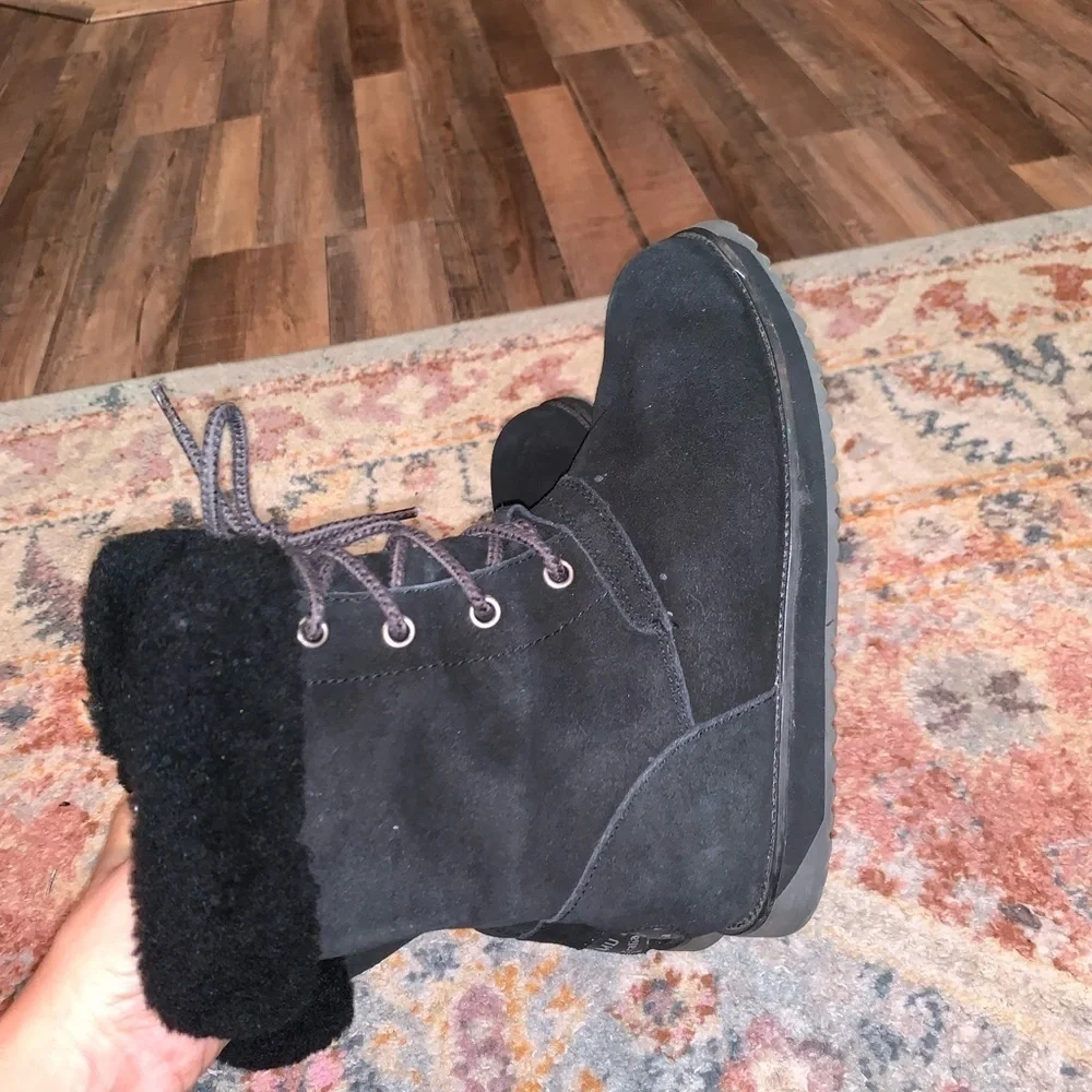 EMU Australia Black Suede Faux Fur Trim Lace Up Waterproof Winter Boots Size 6
